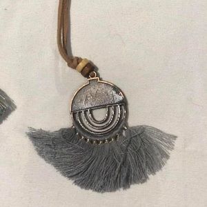 Grey tassel necklace